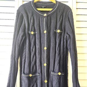 TALBOTS Vintage Women's Black sweater with Pockets